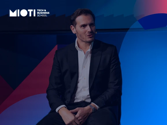 Albert Rivera nos habla de los desafíos del liderazgo en tiempos de cambio
