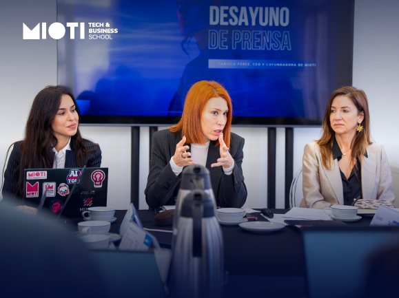 En MIOTI seguimos creciendo Desayuno de prensa